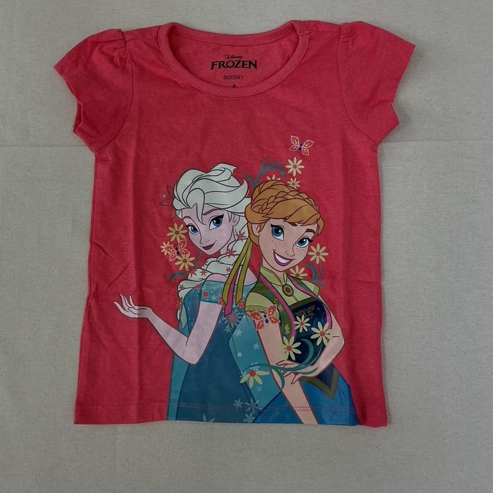 Disney Frozen girls graphic tee featuring‎ Elsa and Anna